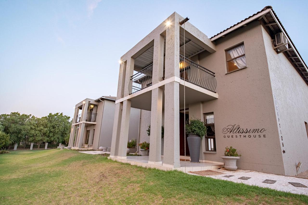 Altissimo Guesthouse Bloemfontein Ngoại thất bức ảnh